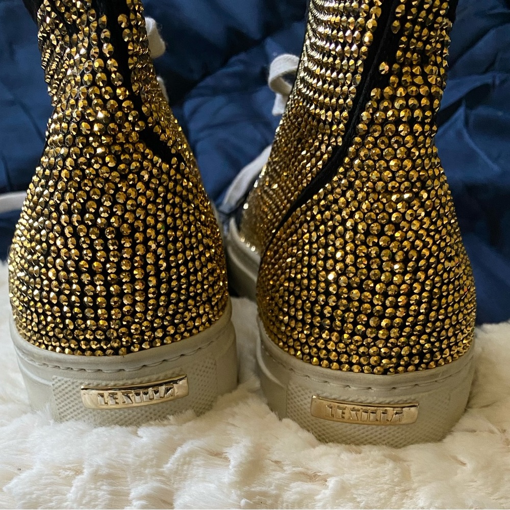 Le Silla shoes